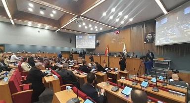 İzmir Büyükşehir Meclisi, İZULAŞ İçin 700 Milyon TL Sermaye Artışı Onayladı