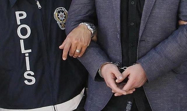 İzmir&#039;de motosikletli polislerden 1 haftalık operasyon: 96 şüpheli yakalandı!