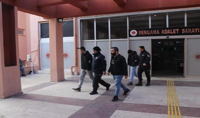 İzmir&#039;de uyuşturucu operasyonu: 3 şüpheli tutuklandı