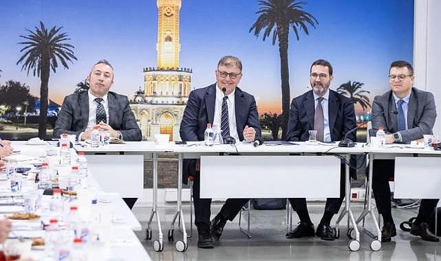 İzmir&#039;e troleybüsler geliyor: İlk durak Karşıyaka