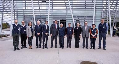 “İzmir’i kalkındıracak her yatırıma destek olacağız”