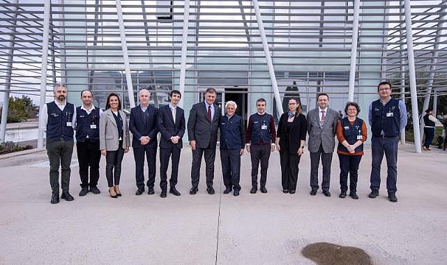 “İzmir’i kalkındıracak her yatırıma destek olacağız”