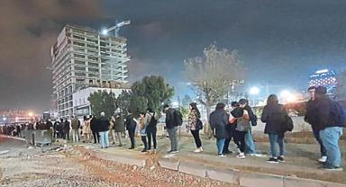 İzmirlilerin trafik çilesi: ESHOT sabah 6 ve 7 arasında çalışmadı