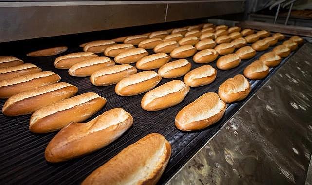 İzmirlinin ekmeği artık 8TL!