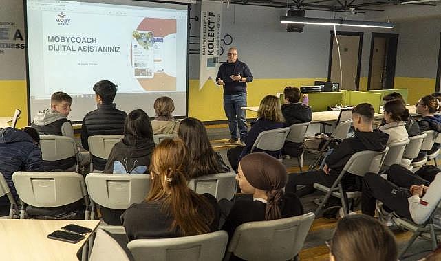 Karşıyaka kolektif geleceğin girişimcilerini ağırladı