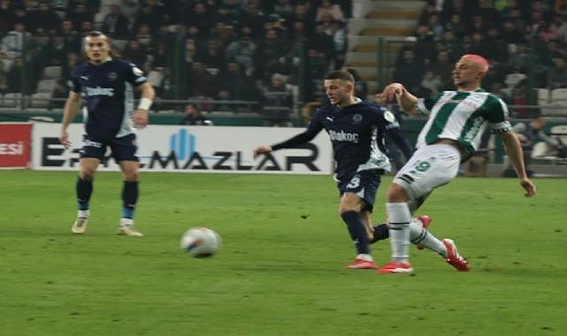 Konya&#039;da 5 gollü düello: Tümosan Konyaspor: 2-Fenerbahçe: 3