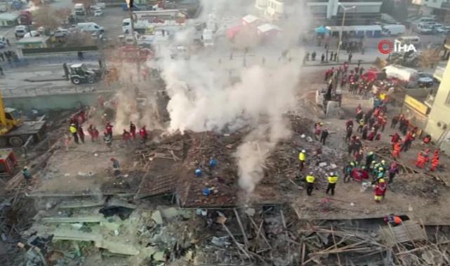 Konya’da çöken binadan acı haber: 1 kişinin cansız bedenine ulaşıldı