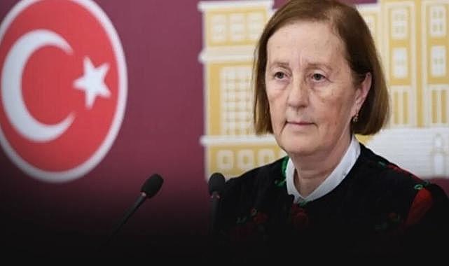 Manisa Milletvekili Selma Aliye Kavaf, DEVA Partisi&#039;nden istifa etti.