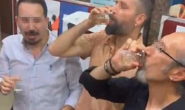 Okul bahçesinde şampanyaya soruşturma!