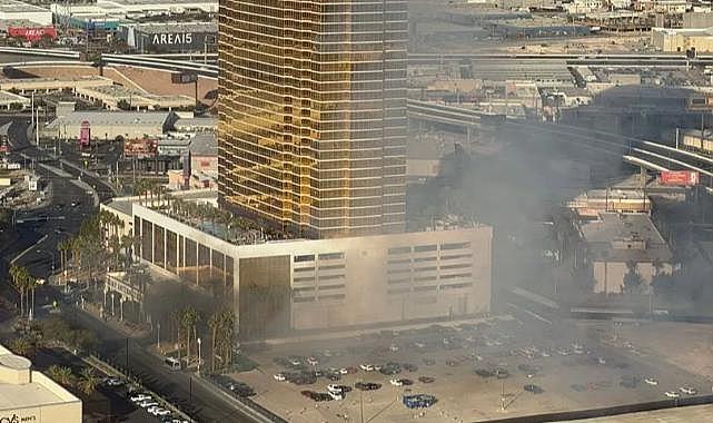 Trump Tower&#039;ın önünde Tesla Cybertruck patladı!