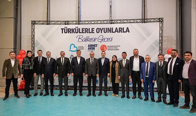 Tugay, Balıkesir Gecesi&#039;nde Birlik Mesajı Verdi