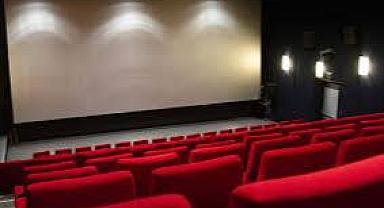 Vizyona giren Filmler: "Tur Rehberi", "Nosferatu", "Acı Kahve", "Oh Canada"