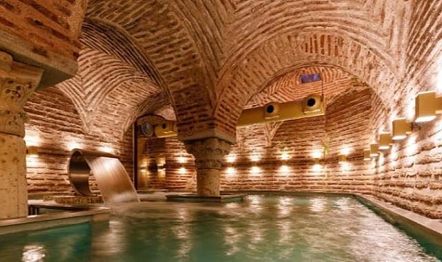 1500 yıllık tarihi sarnıçtaki masaj salonu için yolun sonu