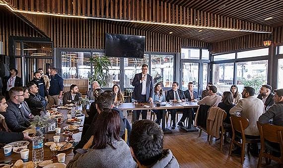 Başkan Tugay&#039;dan kesinti tepkisi: 3 milyar lira, üç Karşıyaka Stadı yapar