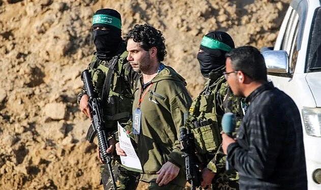 Dördüncü Esir Takası: 3 İsrailli, 183 Filistinli Serbest Kaldı