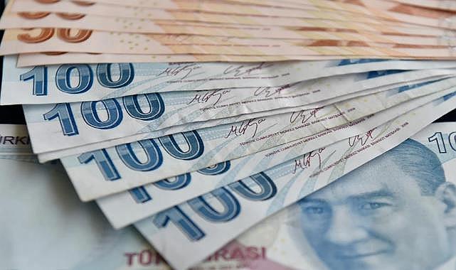 &quot;Emeklilere Bayramda Büyük İkramiye Müjdesi: Ciddi Bir Ödeme Geliyor!&quot;