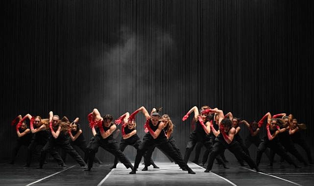 İzmir&#039;de mart ayı sanat dolu: İZDOB etkinliklerini açıkladı