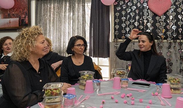 İzmir’de sağır ve işitme engelli kadınlar için anlamlı buluşma