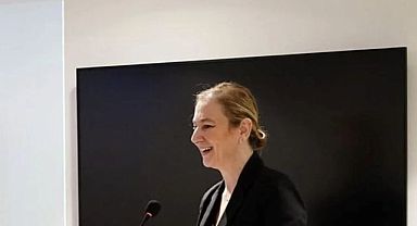 1 günle diploması iptal edildi: Destekçileri öğrencileri oldu!