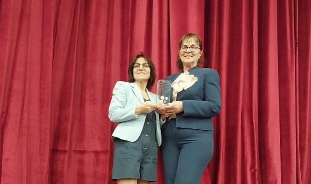 40 Yıllık Emekle Dolu Bir Veda: Sivil Toplumun Duayeninden Duygusal Jübile