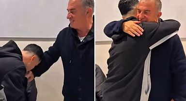 ''Adanalı Ronaldo'' Fatih Terim'in elini öperek Galatasaray forması imzalattı