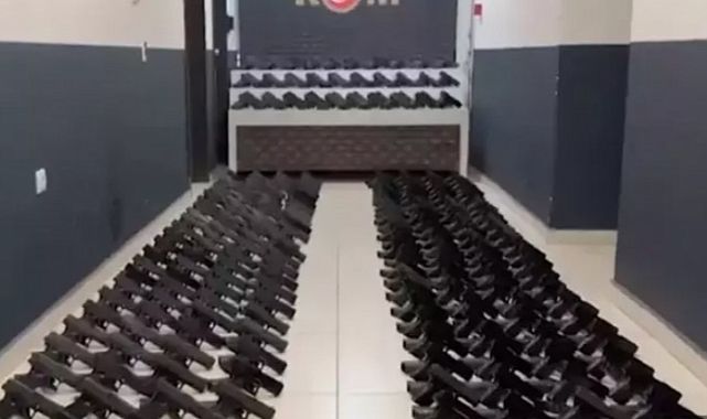 Afyonkarahisar’da silah kaçakçılarına operasyon: 1 kişi tutuklandı