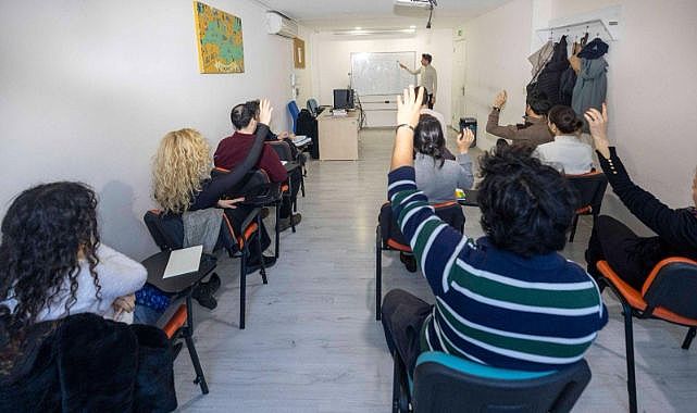 Akdeniz Dilleri Merkezi kültürlerarası köprü oluyor