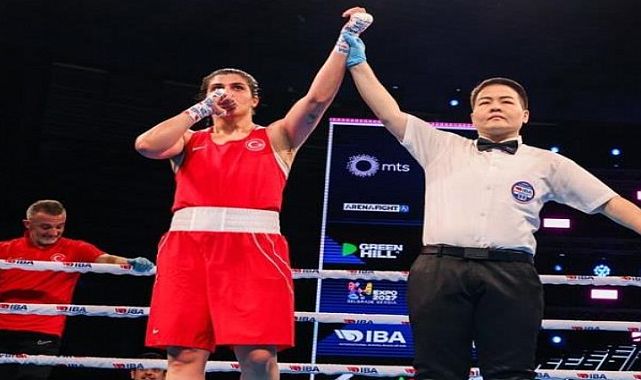 Alkışlar Busenaz Sürmeneli’ye: Üçüncü kez dünya şampiyonu oldu