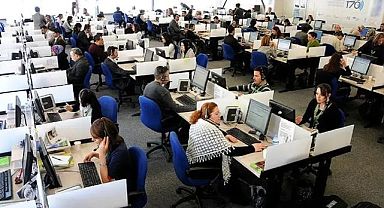 Alo 170'e milyonlarca çağrı! Başlıca şikayet mobbing...