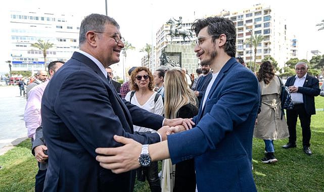 Başkan Tugay’dan gazetecilere destek