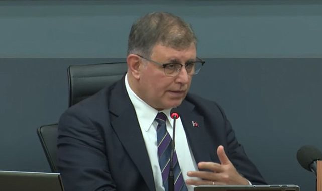 Başkan Tugay&#039;dan mecliste deşarj tepkisi: Böyle bir iftirayı hak etmedik