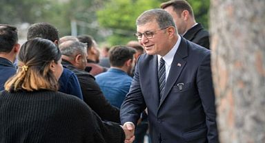 Başkan Tugay’dan personele umut mesajı: Kol kola girince her şey çözülür