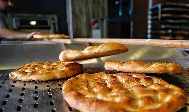 İftara kaç saat kaldı? İlk iftar saati İzmir&#039;de kaçta? 1 Mart 2025