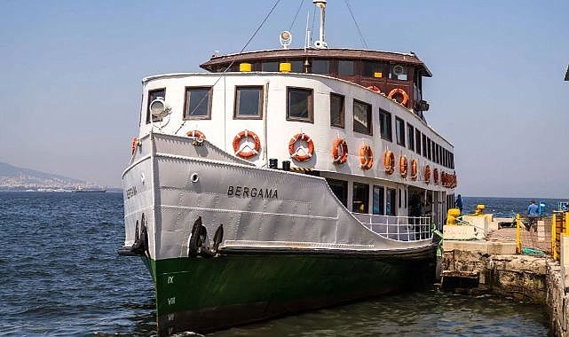 İzmir&#039;de 8 Mart&#039;a DJ performansı eşliğinde tarihi vapur turu!