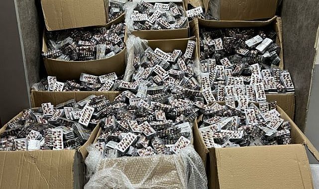 İZMİR EMNİYETİNDEN UYUŞTURUCUYA AĞIR DARBE!İZMİR EMNİYETİNDEN UYUŞTURUCUYA AĞIR DARBE!