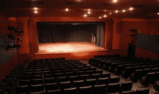 İzmir&#039;in beyaz perdesinde mart gösterimleri: Dünyaca ünlü yönetmenin filmleri ücretsiz izlenebilecek