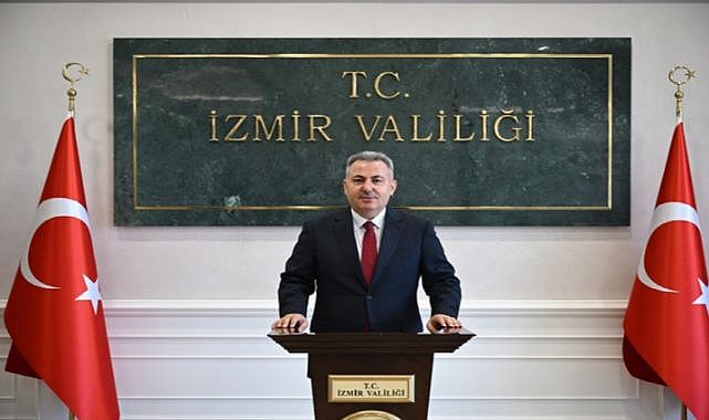 İzmir Valisi Elban İzmirlilerin Ramazan Bayramını kutladı