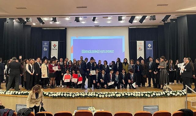İzmirli sanayiciler destekledi, öğrenciler TÜBİTAK’ta zirveyi gördü!