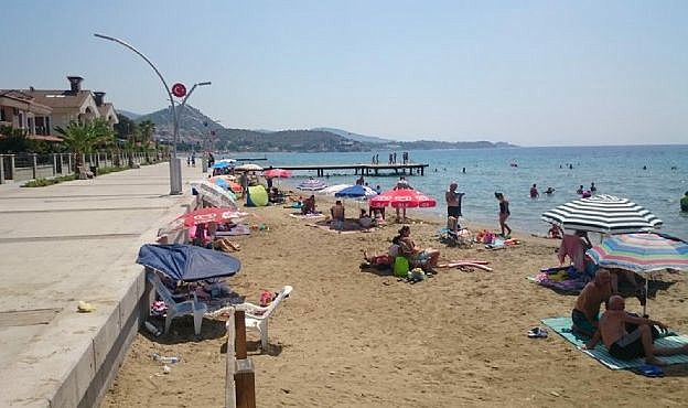 Şezlong Kiralama Zorunluluğu Olmayacak