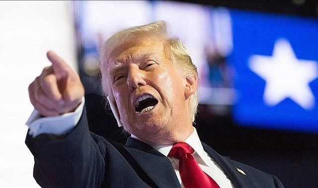 Telefonunuzda Trump&#039;ı eleştiren mesajlar varsa ABD&#039;ye girişiniz engellenebilir!
