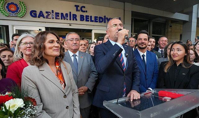 Başkan Ünal Işık bir yılını değerlendirdi, müjdeyi verdi... Gaziemir metroya kavuşacak!