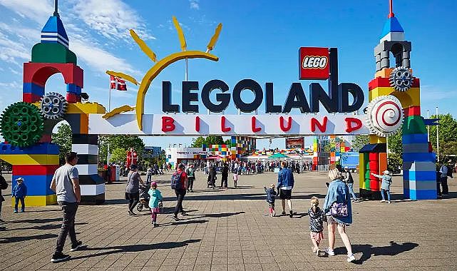 Başkan Tugay açıkladı: İzmir&#039;e lunapark değil Legoland geliyor