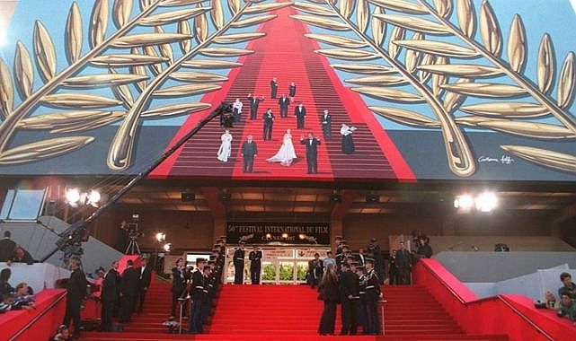 Cannes Film Festivali&#039;nde elektrik skandalı: Festival karanlığa gömüldü