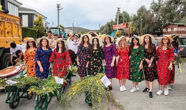 Çeşme Ot Festivali&#039;ne büyük onur