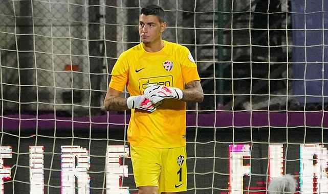 Galatasaray&#039;da tek yerli aday Berke!