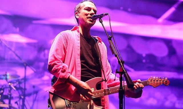 İzmir’de dev konser: Mor ve Ötesi 31 Mayıs’ta Göztepe Stadyumu’nda sahne alacak!