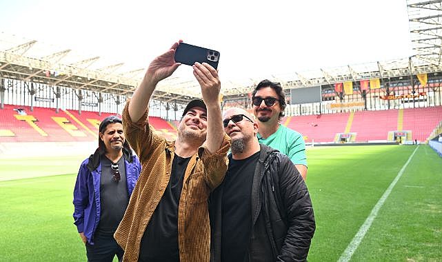 mor ve ötesi, 31 Mayıs’ta İzmir’de Tarih Yazmaya Geliyor!