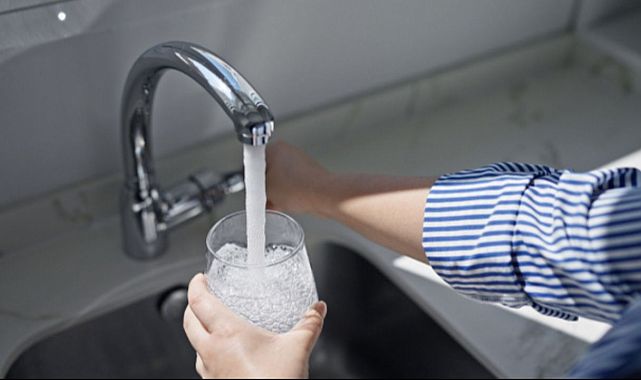 Musluklardan uranyum çıktı, içme suyu yasaklandı! Yunanistan&#039;da halk ayaklandı