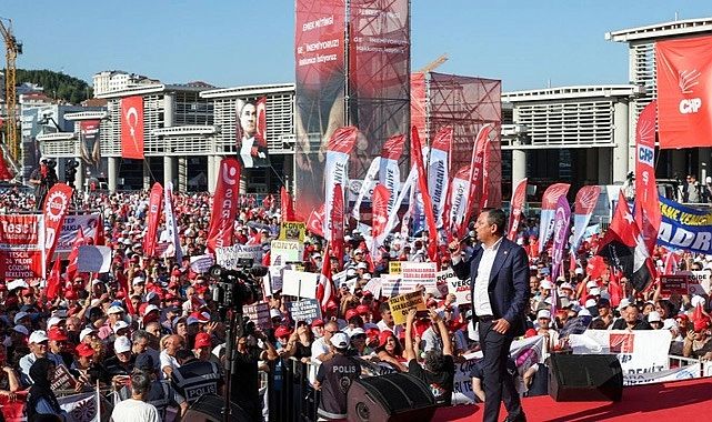 Özgür Özel İzmir’e çağırdı: 19:19’da Gündoğdu’ya!