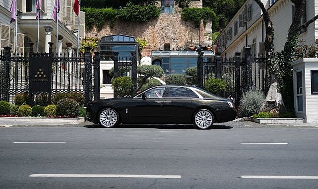 Rolls-Royce Ghost Series II İstanbul’da gövde gösterisi yaptı